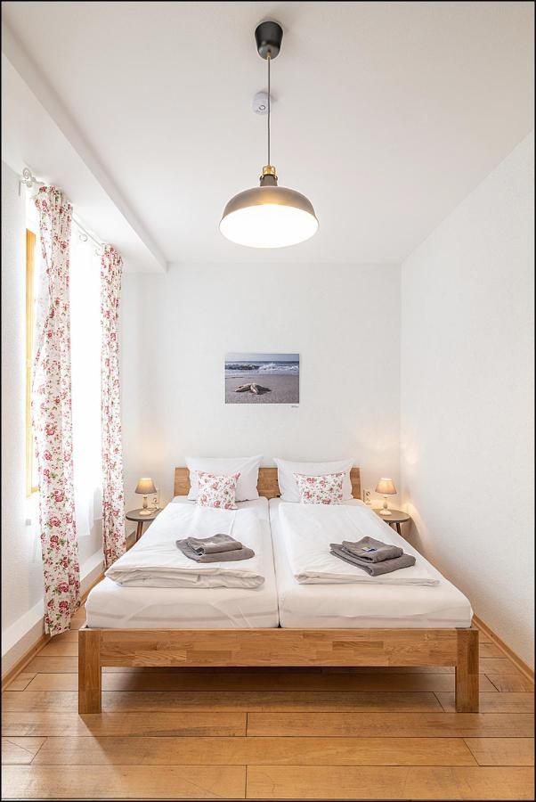 Markt Eins Gaestezimmer Schoppenstedt Exteriér fotografie