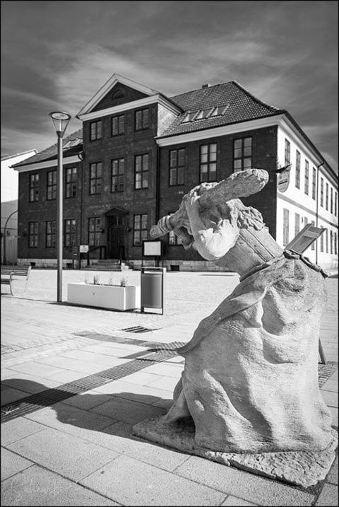 Markt Eins Gaestezimmer Schoppenstedt Exteriér fotografie
