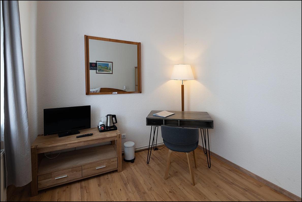 Markt Eins Gaestezimmer Schoppenstedt Exteriér fotografie